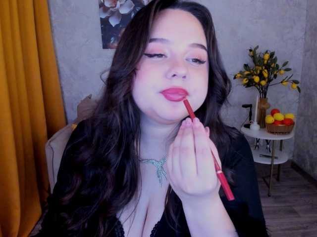 MaddyCroft live cam on BongaCams