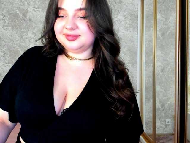 MaddyCroft live cam on BongaCams