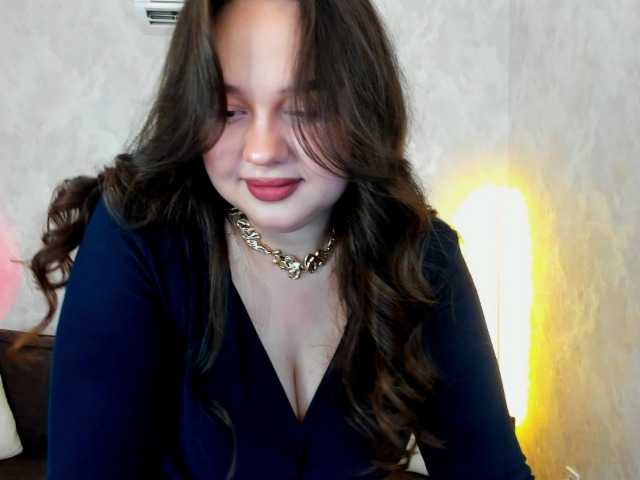 MaddyCroft live cam on BongaCams
