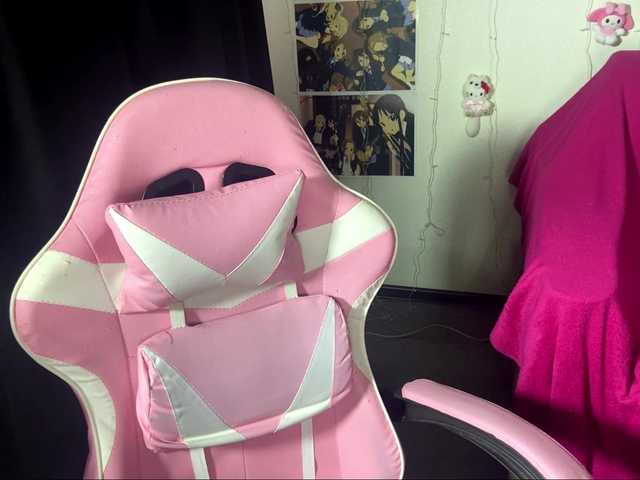Demi-Lilllly live cam on BongaCams