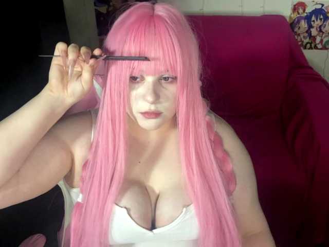 demi-lilllly cam belle