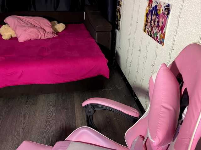 Demi-Lilllly live cam on BongaCams
