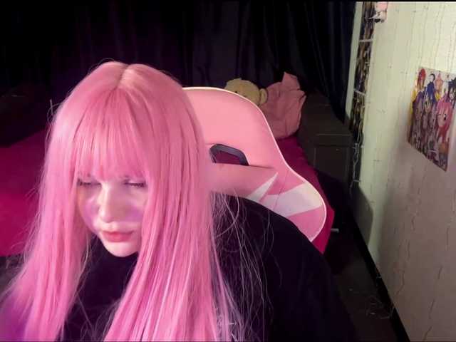 Demi-Lilllly live cam on BongaCams