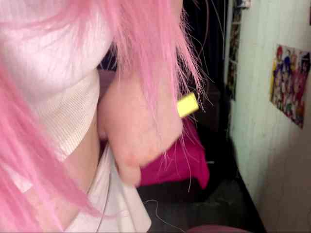 Demi-Lilllly webcam