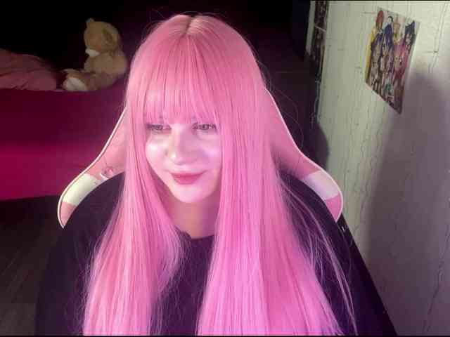 Demi-Lilllly webcam