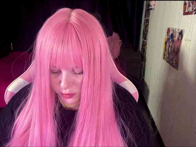 Demi-Lilllly webcam