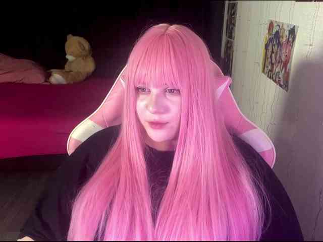 Demi-Lilllly webcam