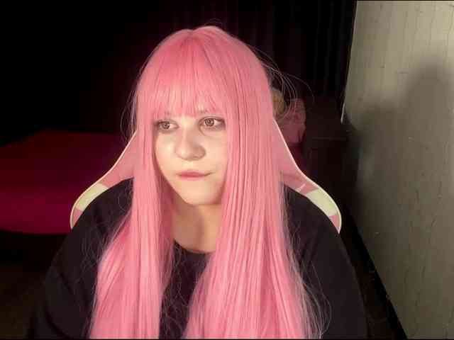 Demi-Lilllly webcam