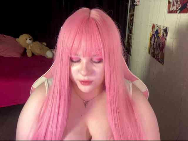 Demi-Lilllly webcam