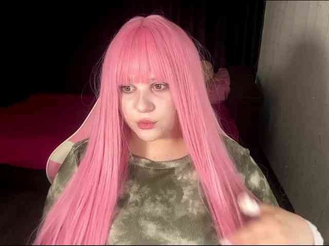 Demi-Lilllly webcam