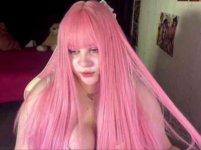Demi-Lilllly webcam