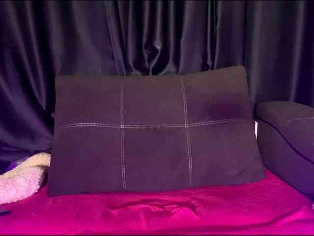 Demi-Lilllly Sex Cam Show