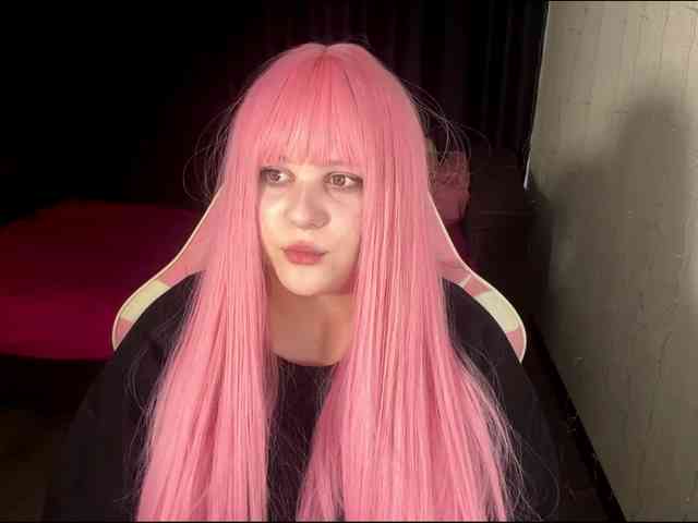 Demi-Lilllly webcam