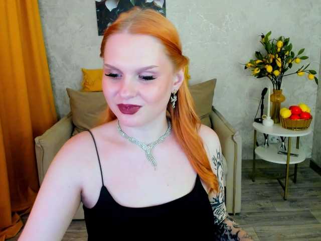 AshleyCandi live cam on BongaCams