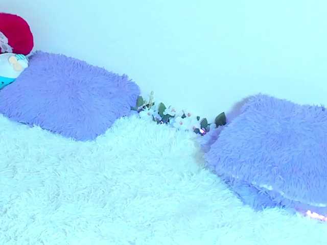 Ariel-Pink live cam on BongaCams