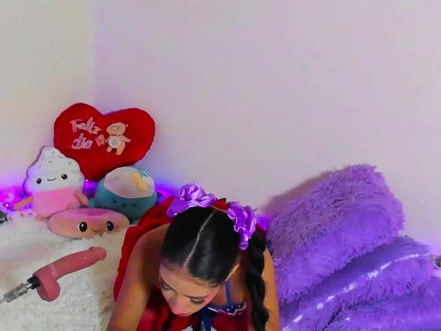 Ariel-Pink live cam on BongaCams