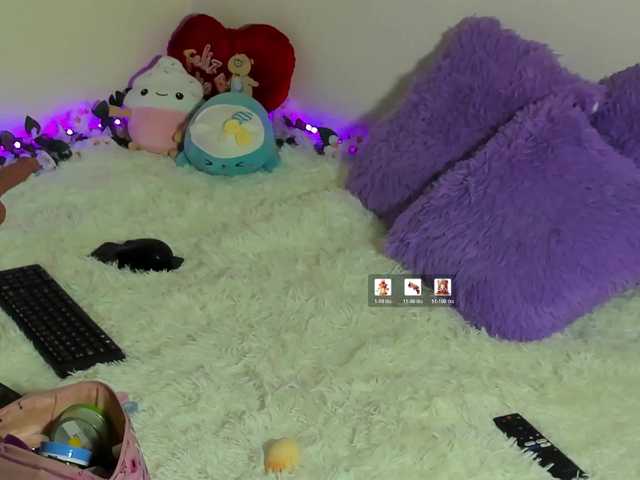 Ariel-Pink live cam on BongaCams