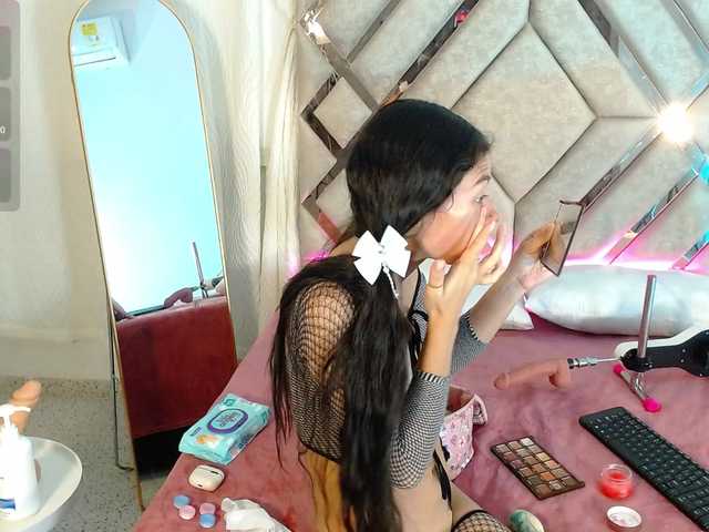 Ariel-Pink live cam on BongaCams