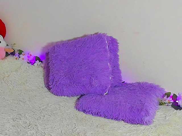 Ariel-Pink live cam on BongaCams