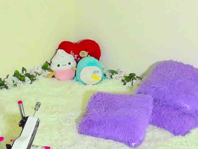 Ariel-Pink webcam