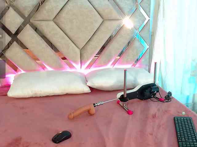 Ariel-Pink webcam