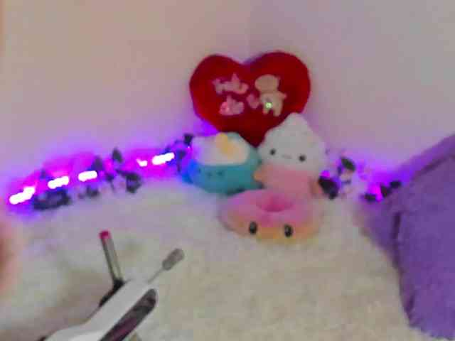 Ariel-Pink webcam