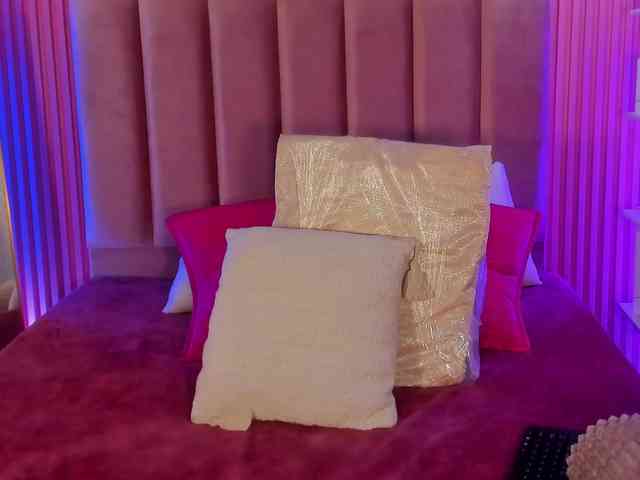 Ariel-Pink webcam