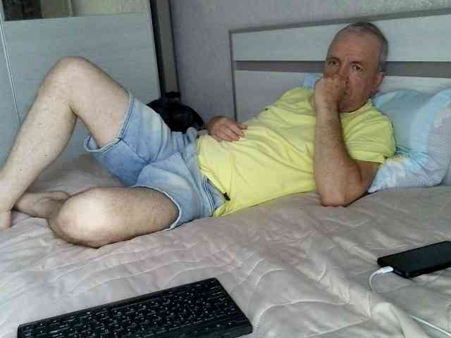 Aleksg Sex Cam Show