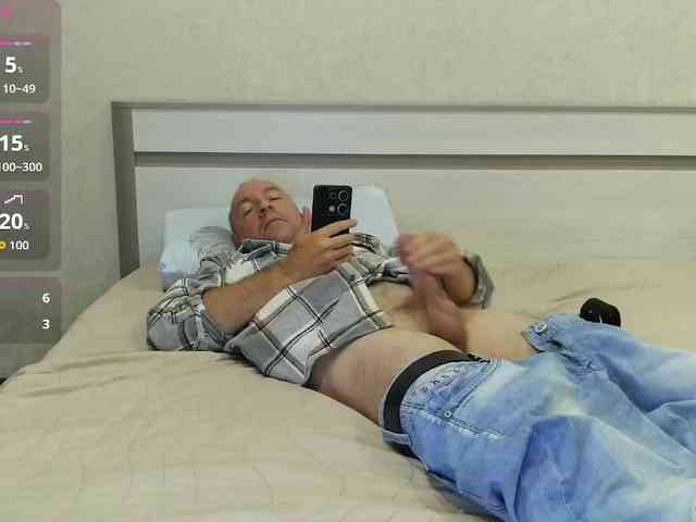 Aleksg Aleksg