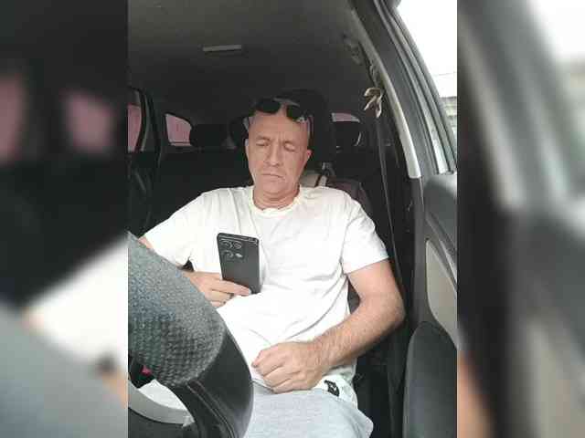 Aleksg Aleksg