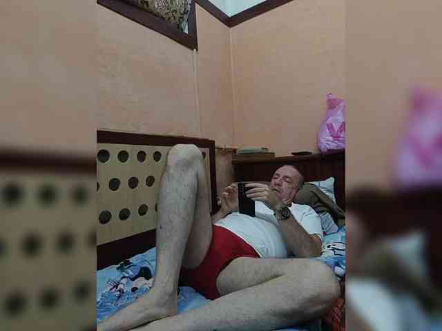 Aleksg Aleksg