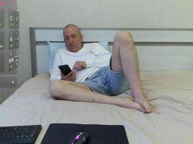 Aleksg