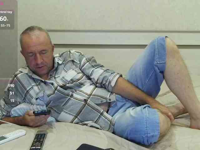 Aleksg Aleksg