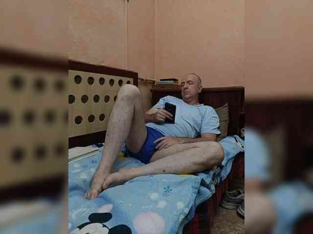 Aleksg Aleksg