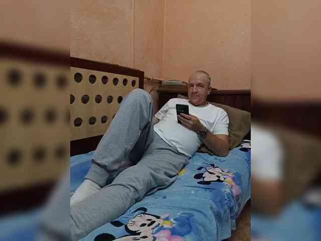 Aleksg Aleksg