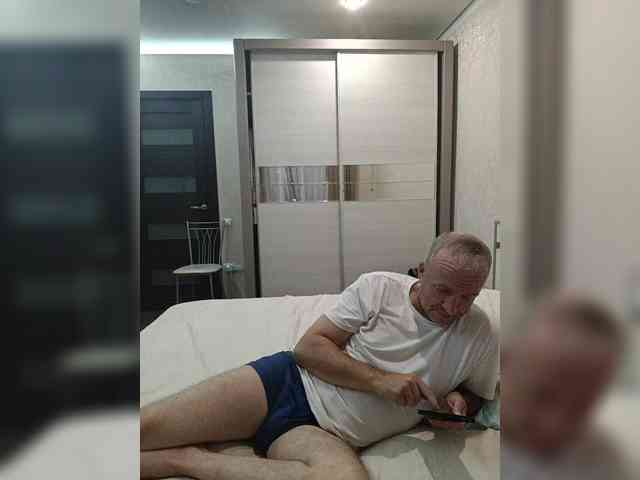 Aleksg Sex Cam Show