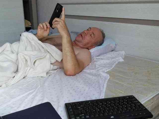 Aleksg Sex Cam Show