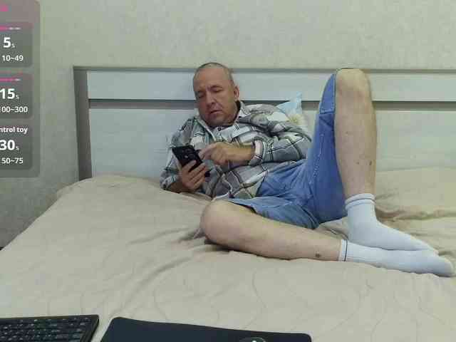 Aleksg Aleksg