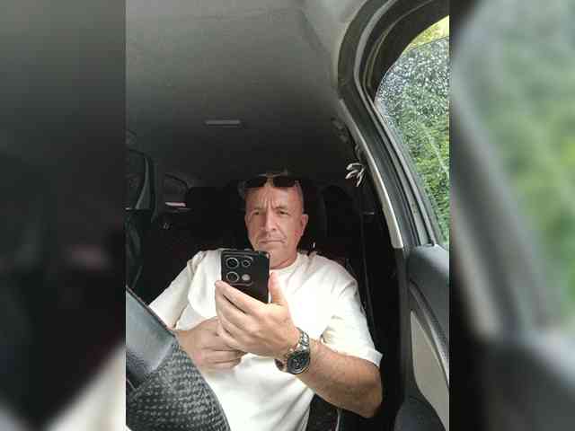 Aleksg Aleksg