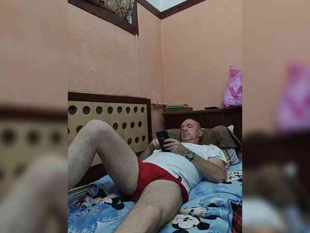Aleksg Aleksg