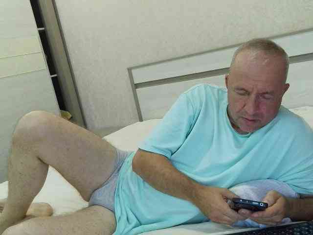 Aleksg Aleksg