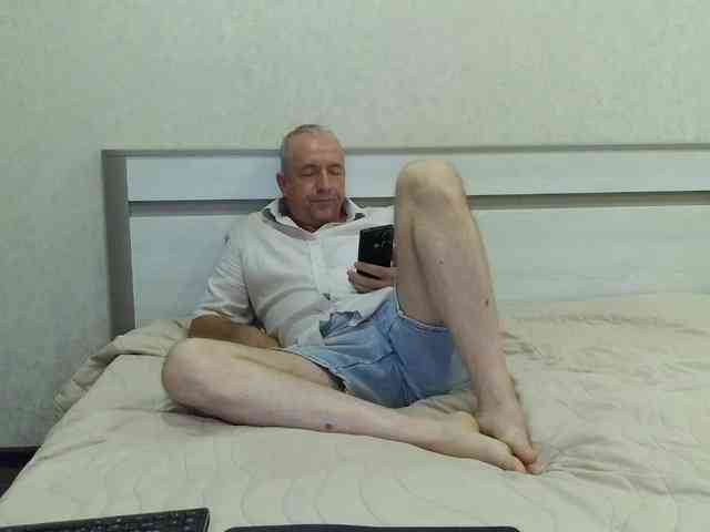 Aleksg Aleksg