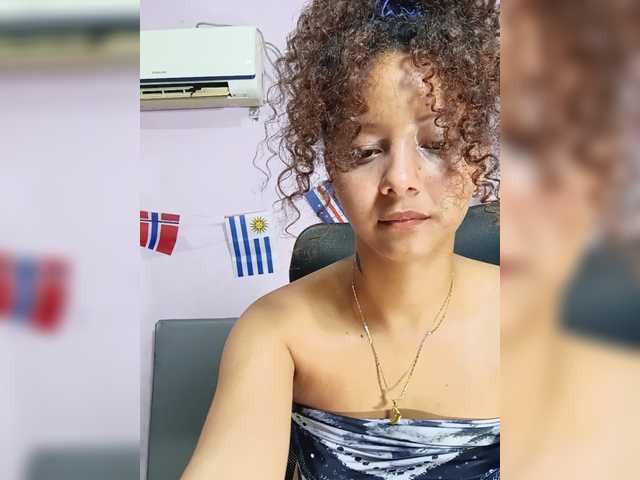 milanxbunny333 live cam on BongaCams