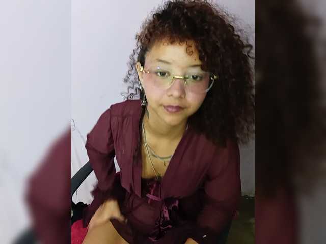 milanxbunny333 live cam on BongaCams
