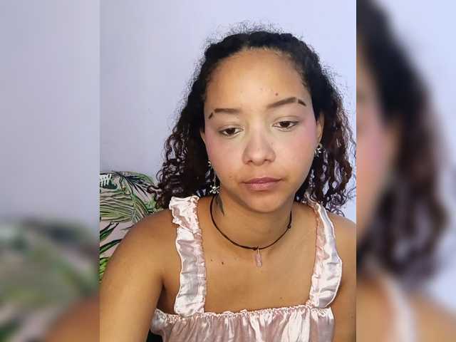 milanxbunny333 live webcam show