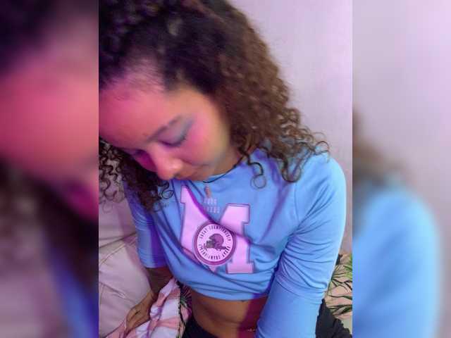 milanxbunny333 live webcam show