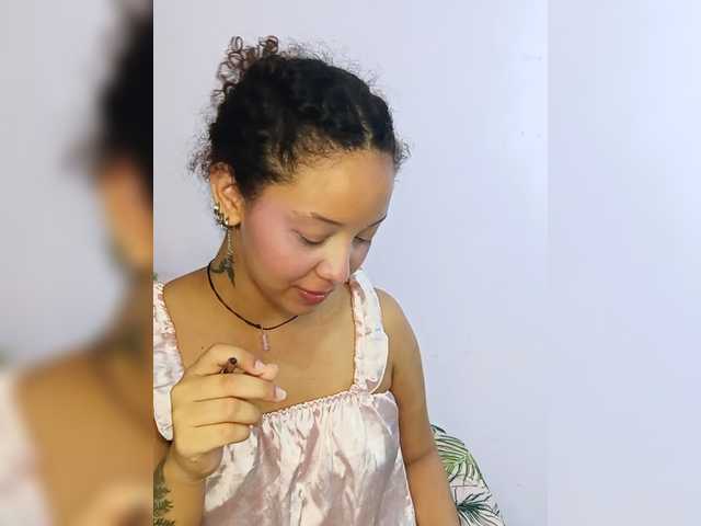 milanxbunny333 live webcam show