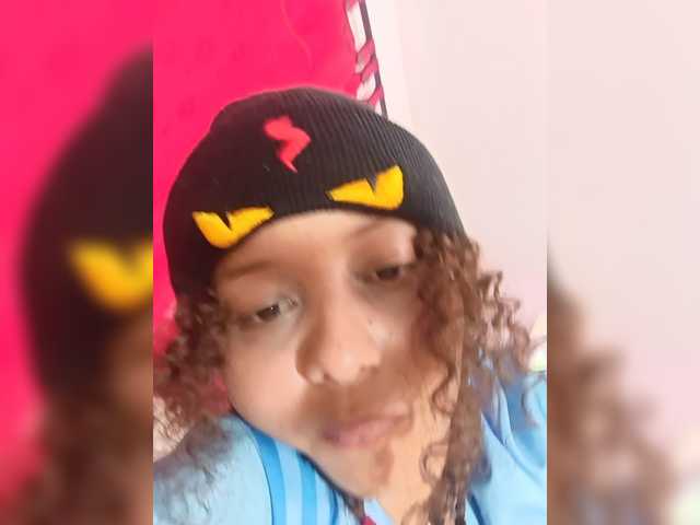 milanxbunny333 live cam on BongaCams
