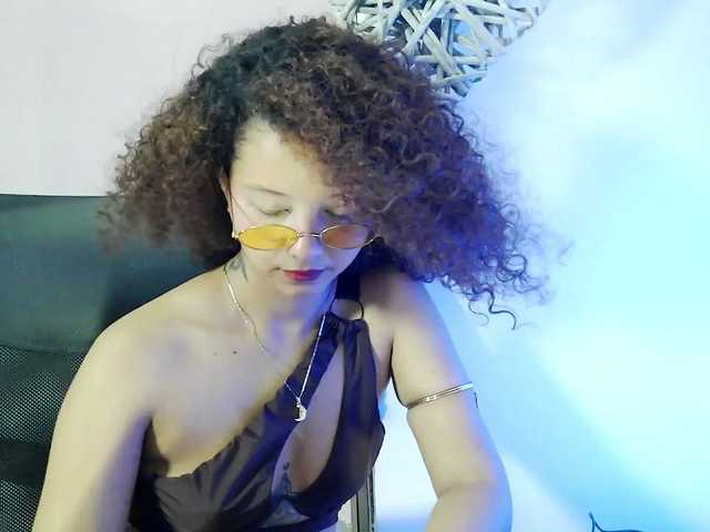milanxbunny333 live cam on BongaCams
