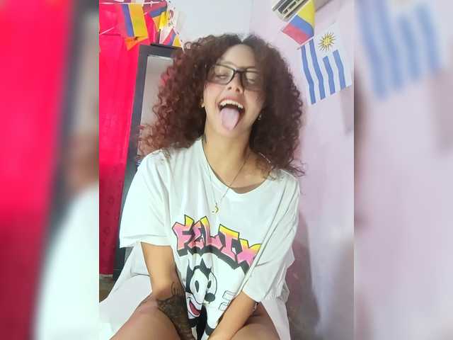 milanxbunny333 live cam on BongaCams